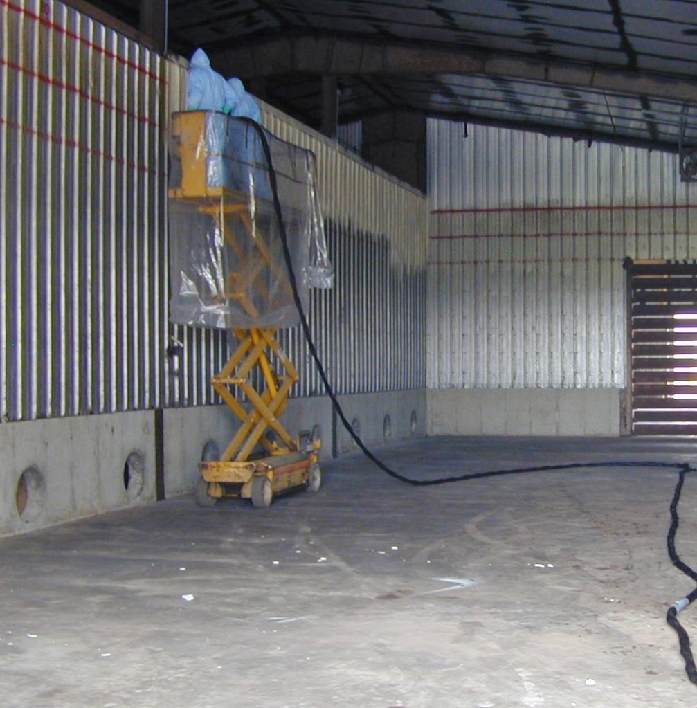 Potato storage building insulated with spray foam